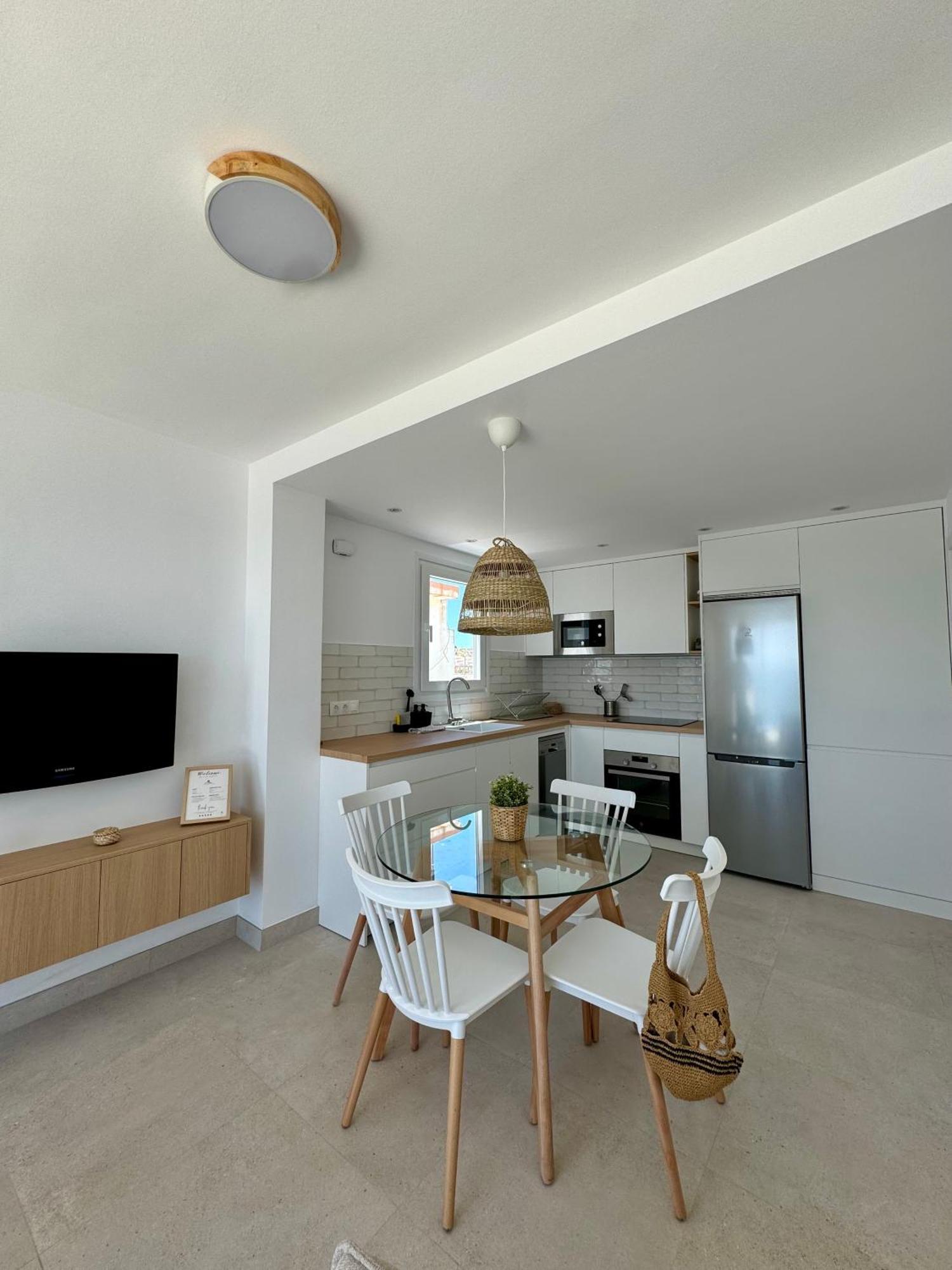 Apartment Sunnypalms - Beachfront Penthouse With Stunning Sea View Estepona